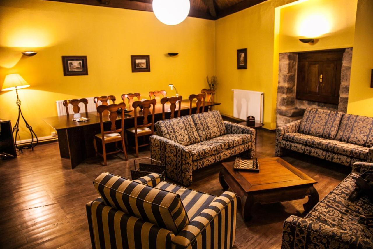 Hotel Castillo Valdes Salas Экстерьер фото